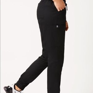 Jaanuu Scrub Jogger